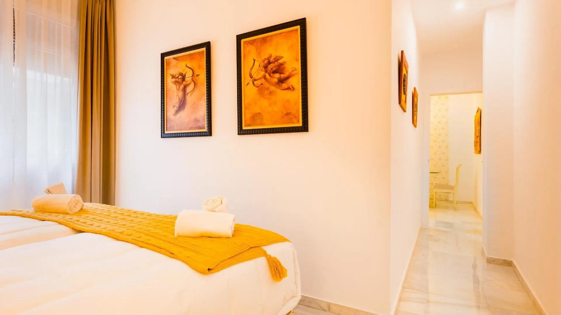 Apartamentos Cruz De San Andres Sevilla 0*,
