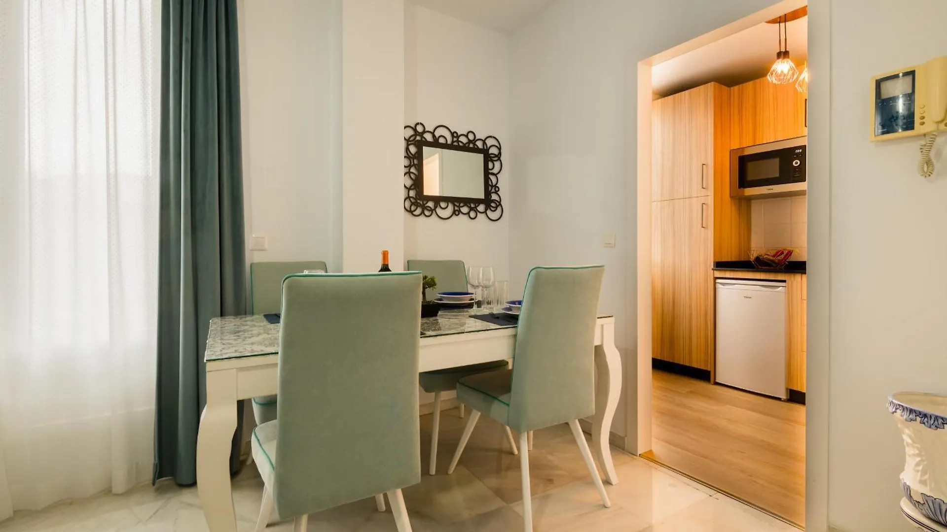 Apartamentos Cruz De San Andres Seville 0*,  Spain