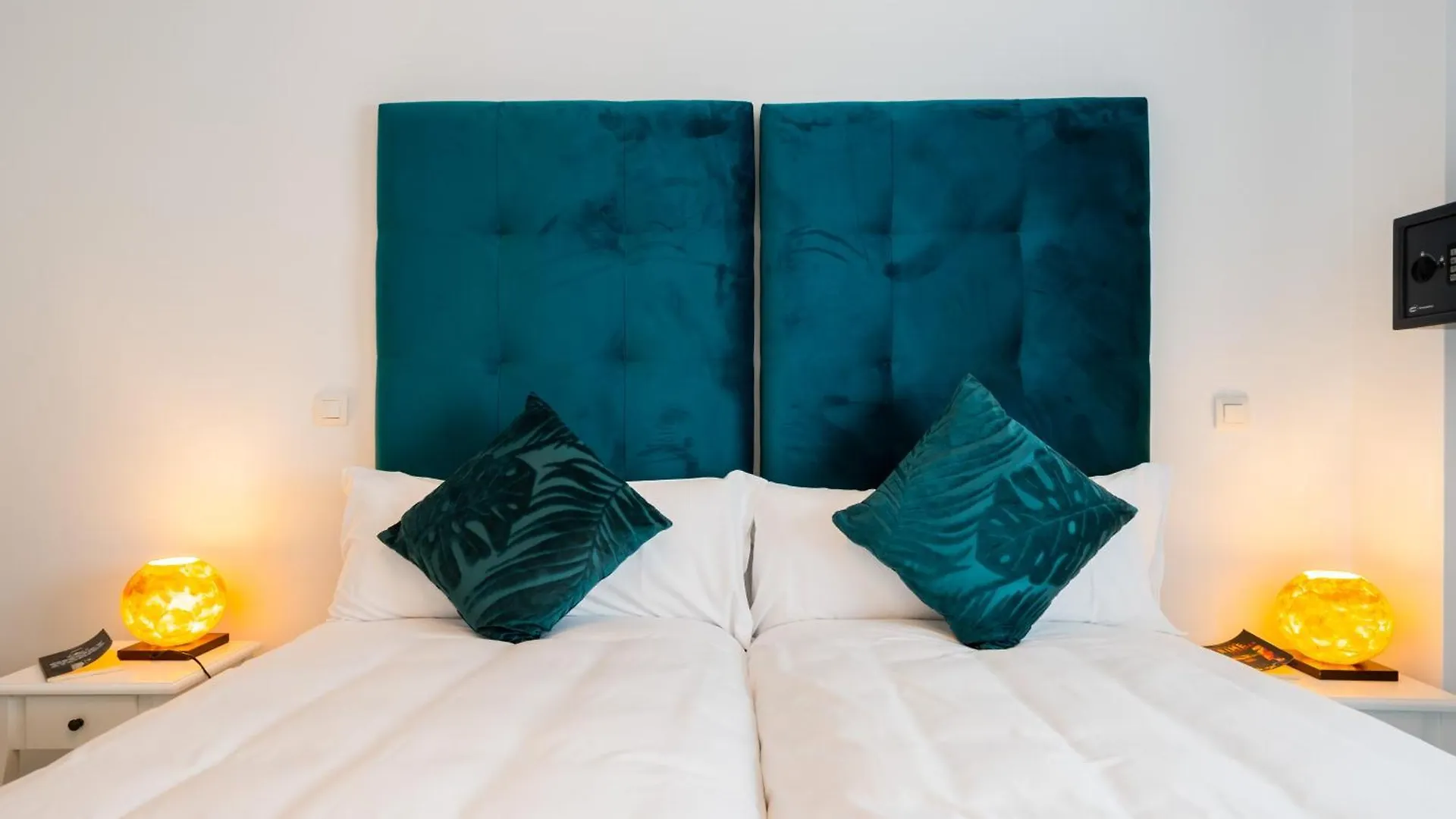 Apartamentos Cruz De San Andres Seville