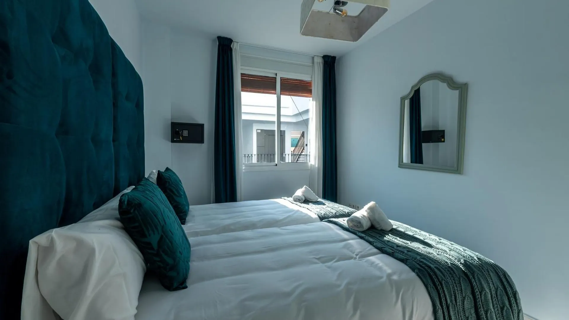Apartamentos Cruz De San Andres Sevilla 0*,  Spanien