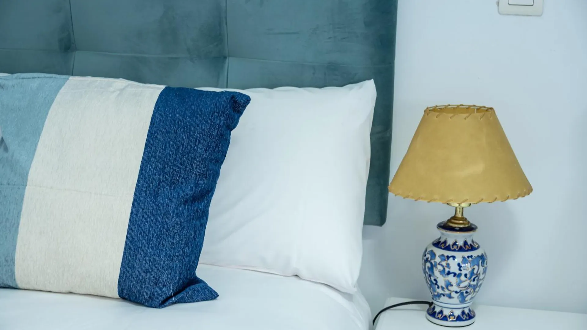 Apartamentos Cruz De San Andres Seville Apartment