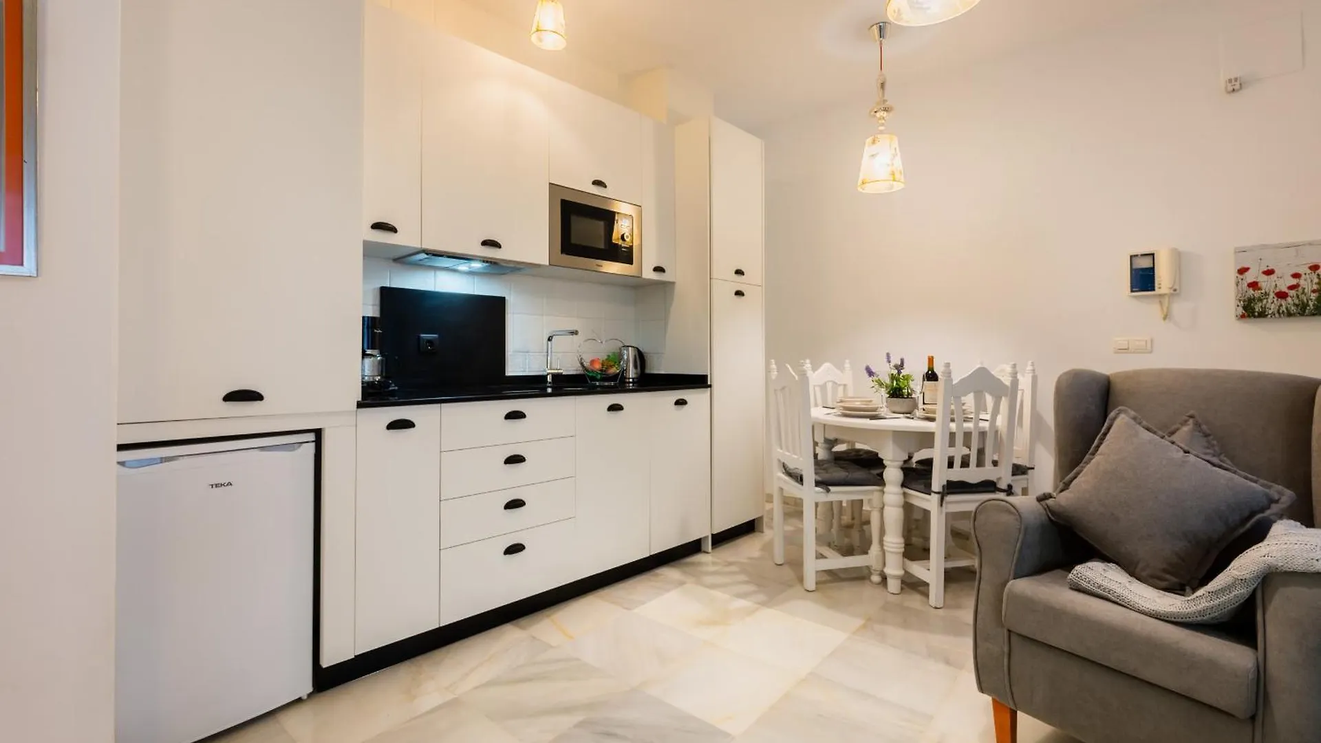 Apartamentos Cruz De San Andres Seville 0*,  Spain
