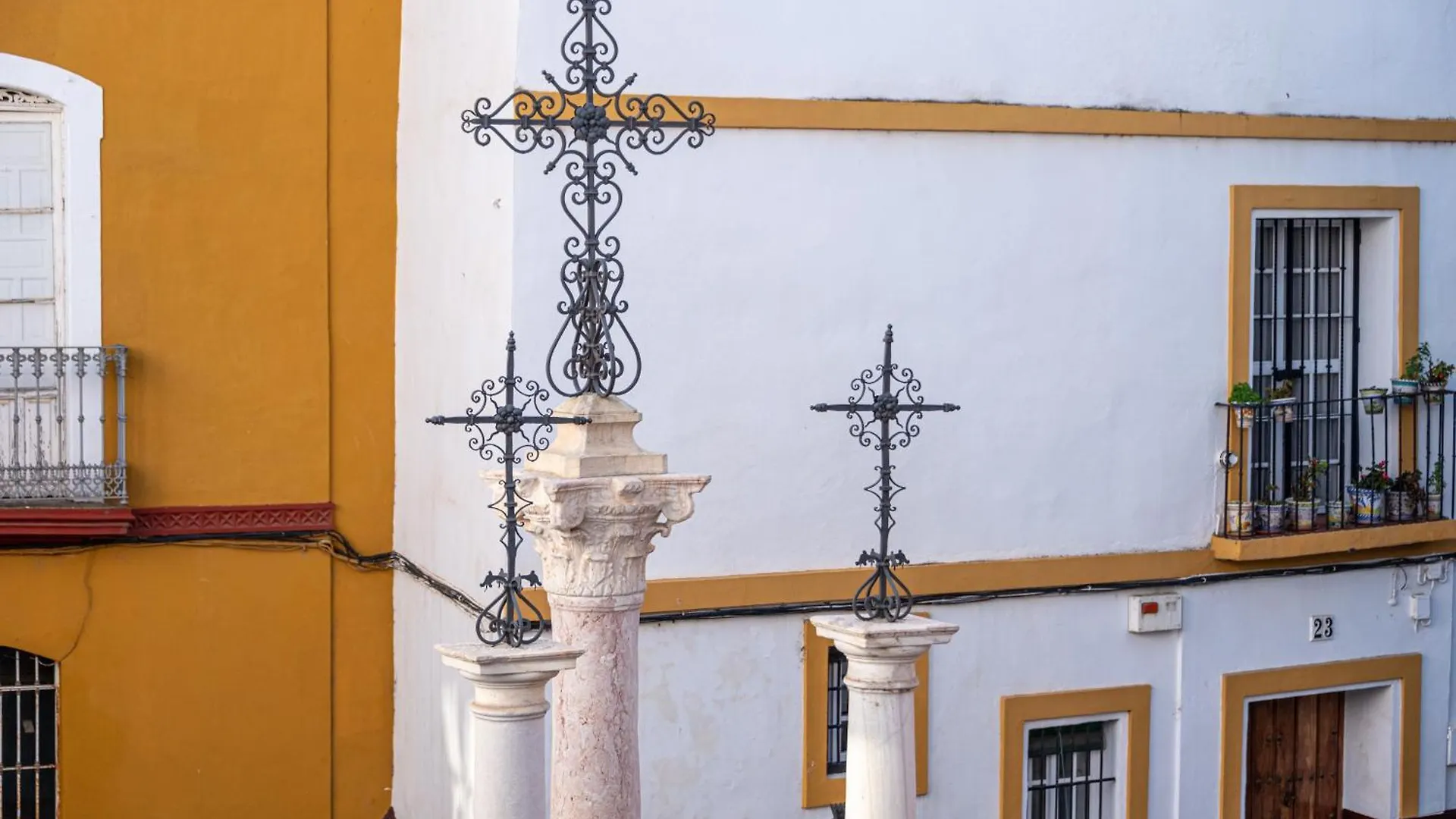 Apartamentos Cruz De San Andres Seville Spain