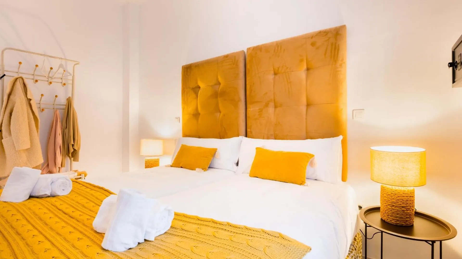Lägenhet Apartamentos Cruz De San Andres Sevilla